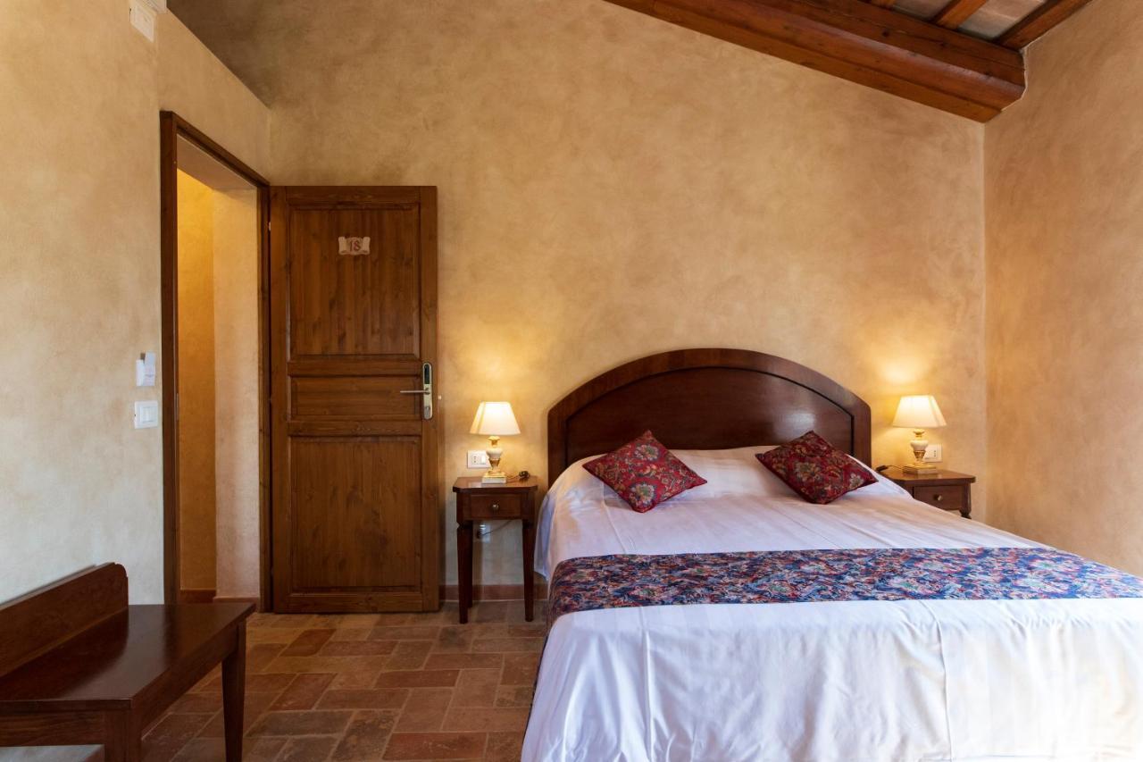 Locanda Di Montegiove Fano Exteriér fotografie