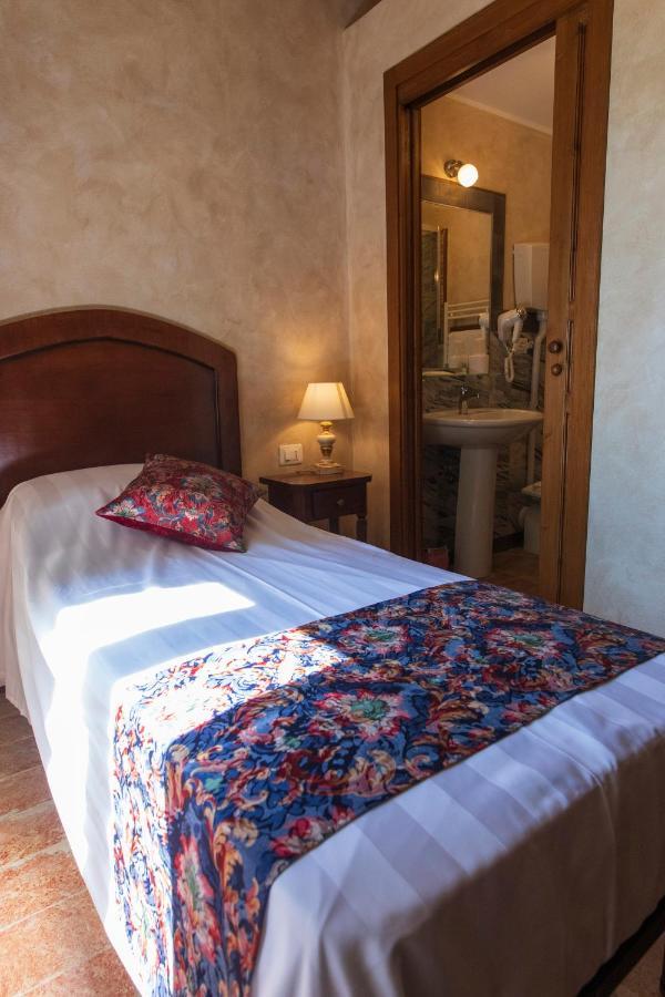 Locanda Di Montegiove Fano Exteriér fotografie